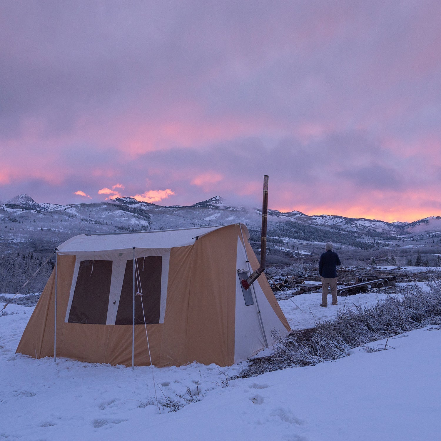 Winnerwell Nomad View - Medium  Springbar Hot Tent Bundle