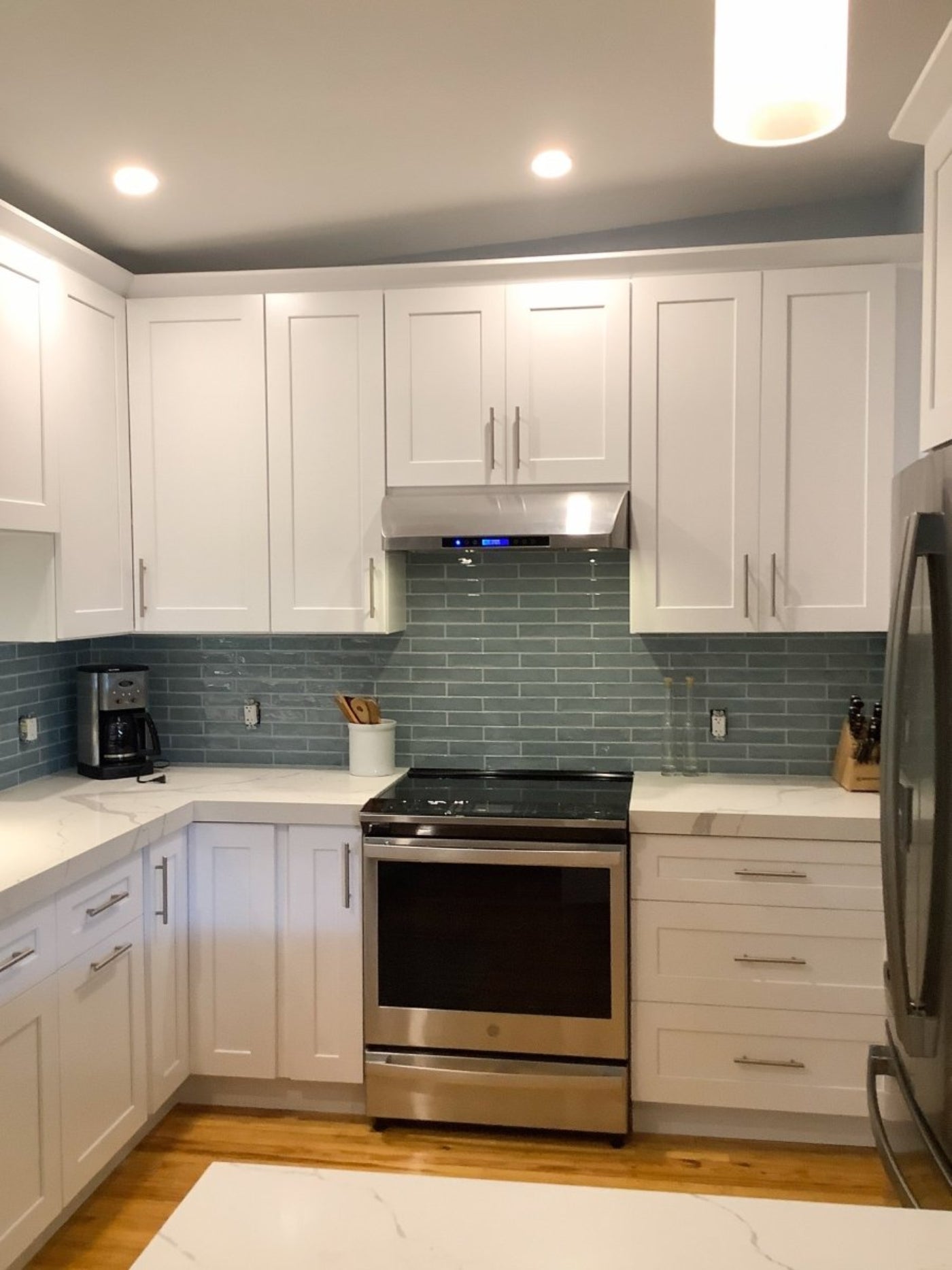 Proline Under-Cabinet Range Hood, Convertible to Ductless, 900 CFM, Stainless Steel Finish Proline - PLSW 117