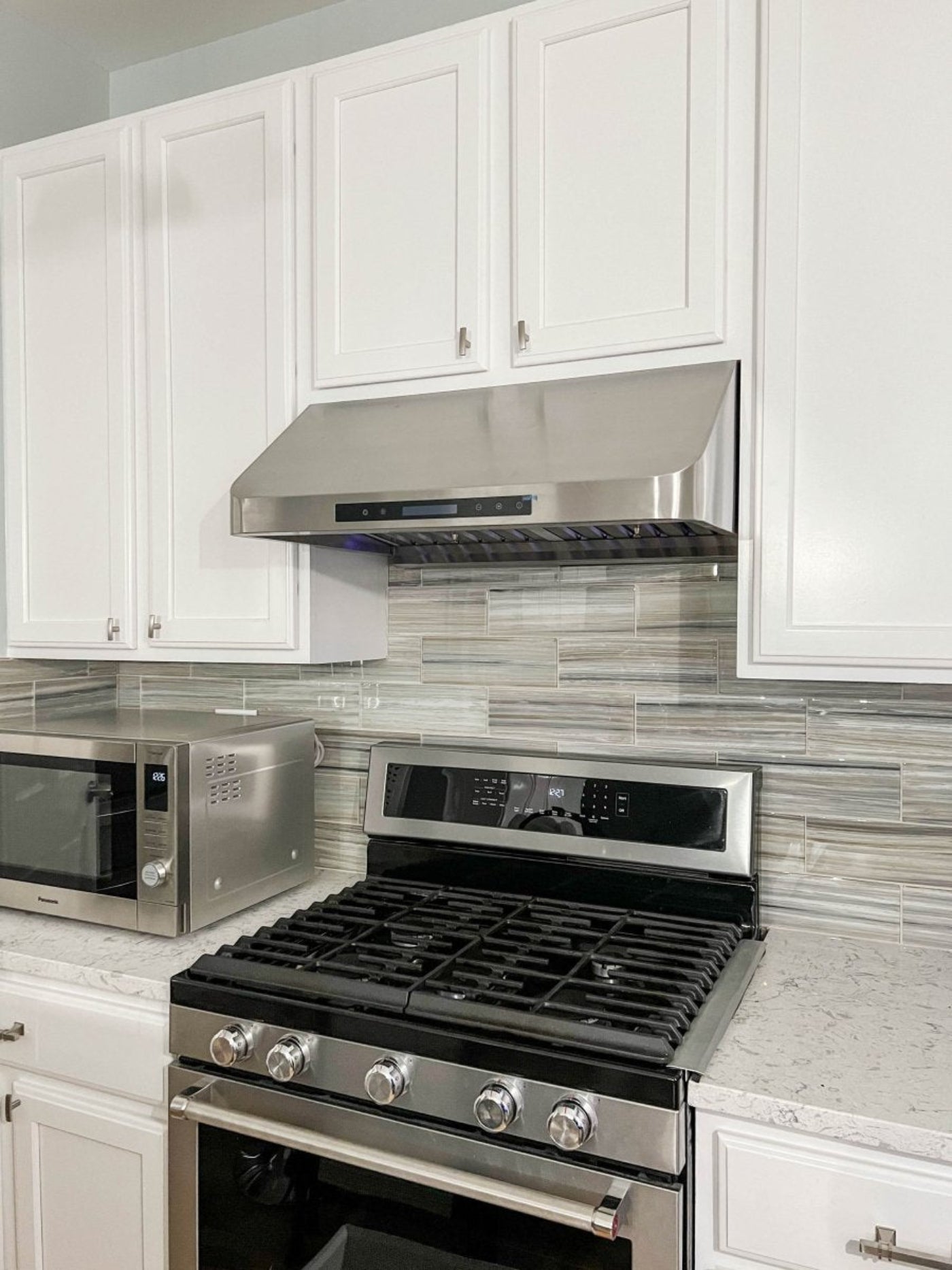Under-Cabinet Range Hood, 900 CFM, Stainless Steel Finish Proline - PLFW 115