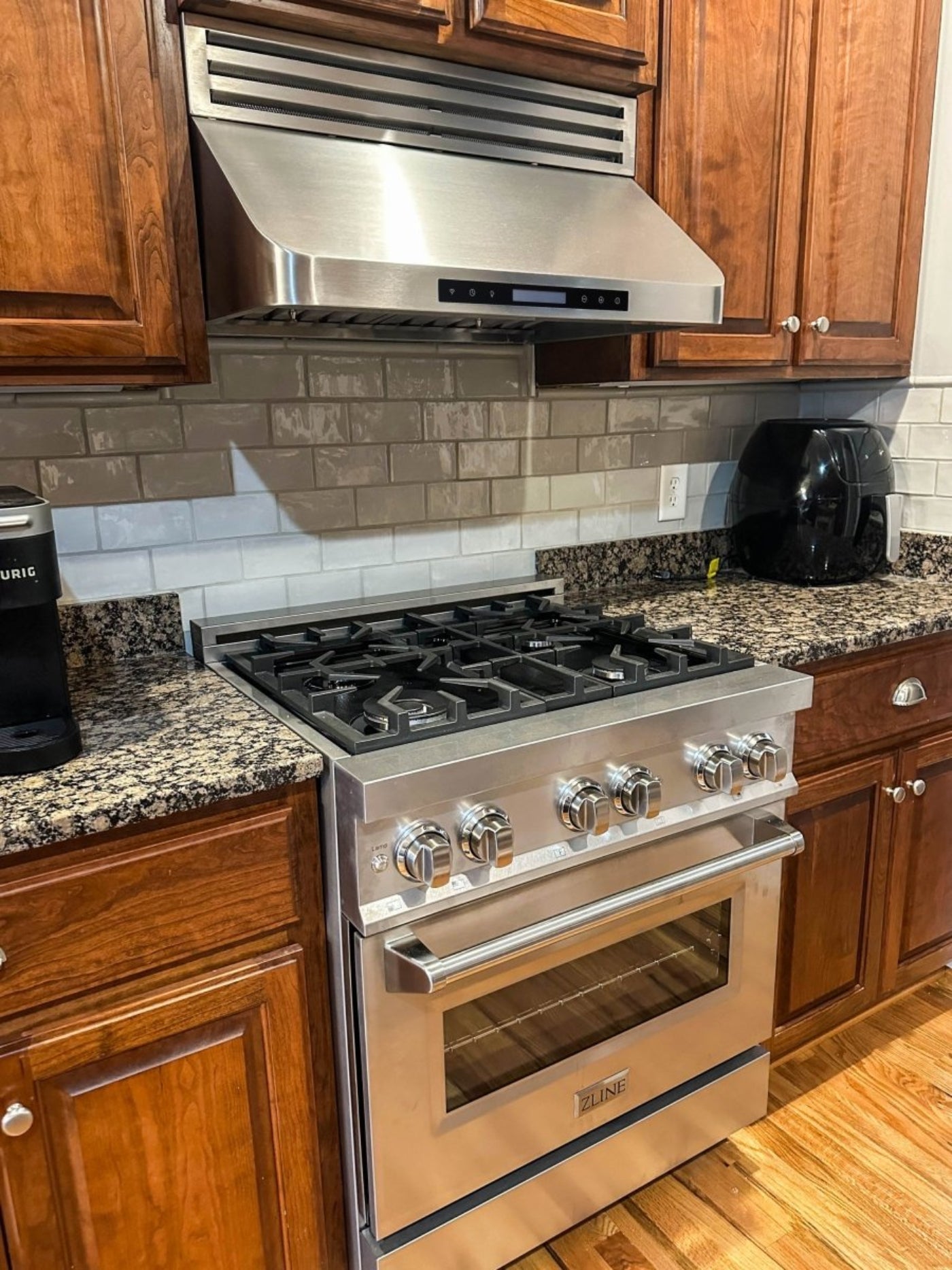 Under-Cabinet Range Hood, 900 CFM, Stainless Steel Finish Proline - PLFW 115
