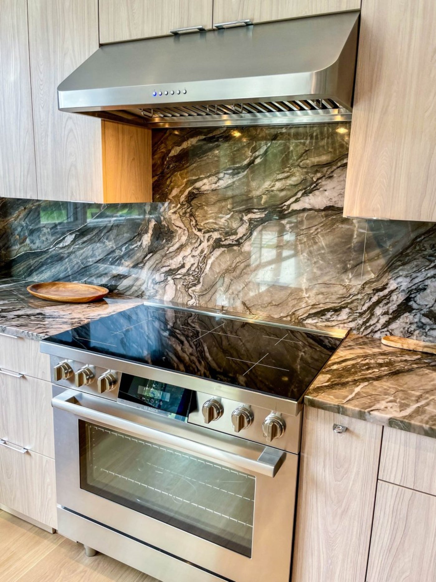 ProLine Under-Cabinet Range Hood, Convertible to Ductless, High Performance, Stainless Steel Finish Proline - PLJW 121