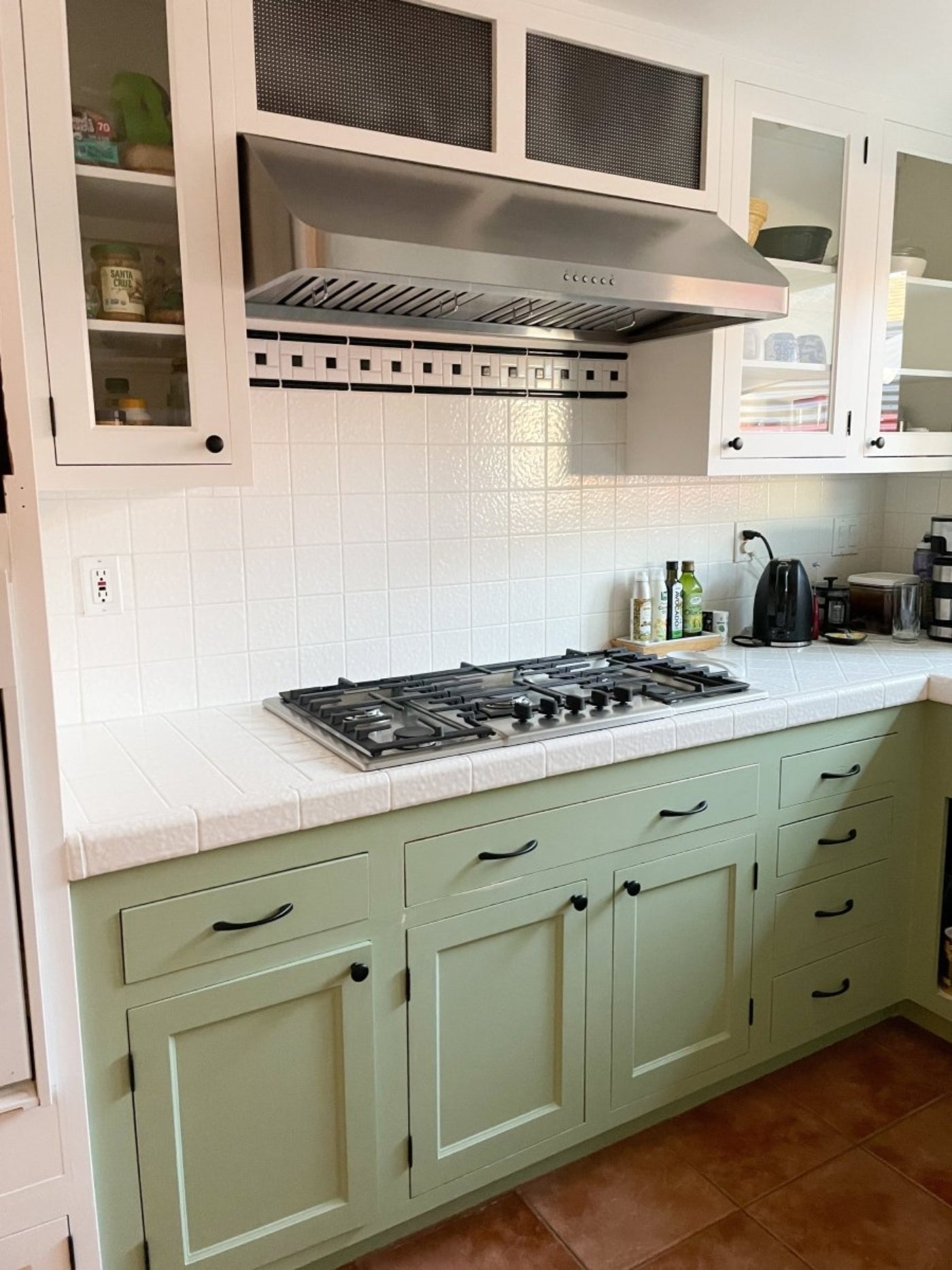 ProLine Under-Cabinet Range Hood, Convertible to Ductless, High Performance, Stainless Steel Finish Proline - PLJW 121